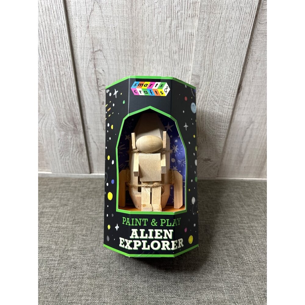 Paint & Play Alien Explorer Wooden Spaceship Craft Kit With Paints & Brushes